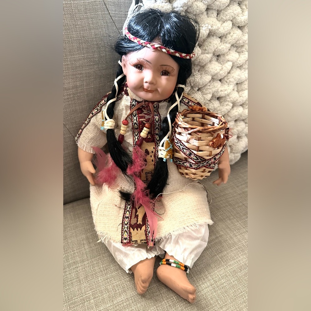 Vintage Native American Indian Southwest Collectible Porcelain Doll